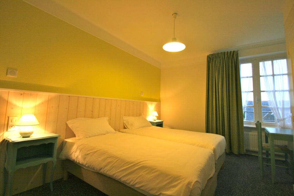 Auberge du Cabestan Hotel Audierne Eksteriør billede
