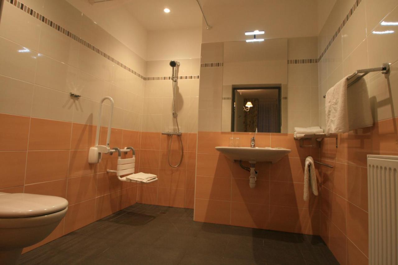 Auberge du Cabestan Hotel Audierne Eksteriør billede