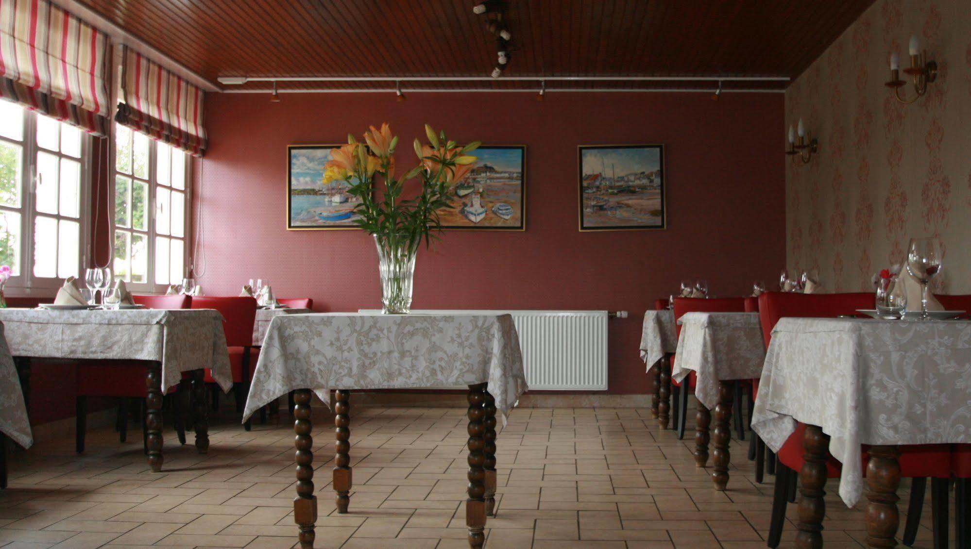 Auberge du Cabestan Hotel Audierne Eksteriør billede